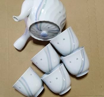 ☆値下げしました☆　有田焼　ホタルつゆ草　和食器セット Amazon.co.jp: 有田焼 ホタル焼きの湯呑み と急須セット